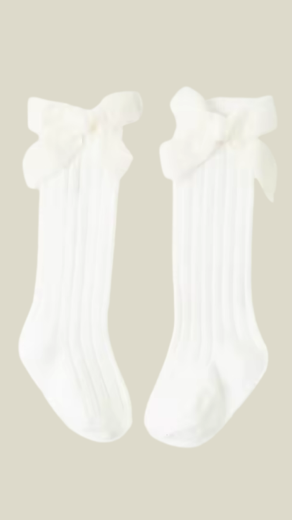 Medias largas Ivory con lazo terciopelo