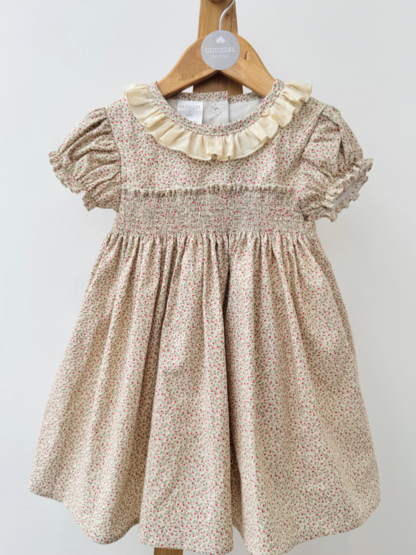 Vestido clásico Agatha